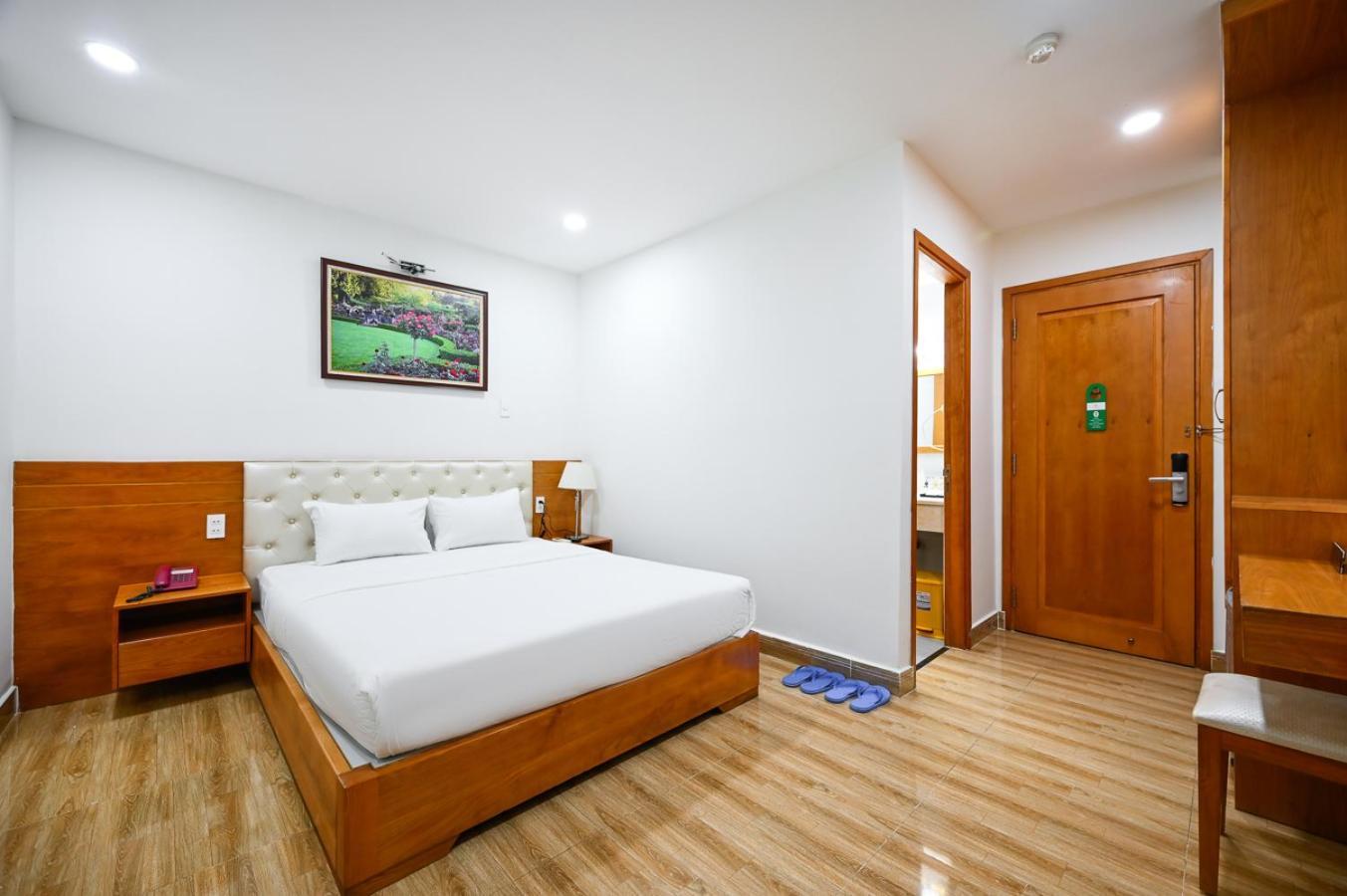 Vivian Airport Hotel Saigon Ho Chi Minh-staden Exteriör bild